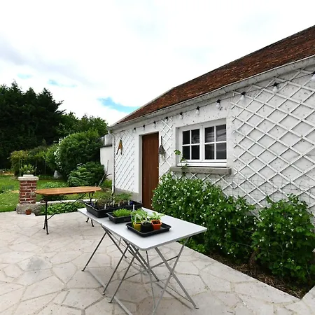 - Cherry Plum Bed & Breakfast