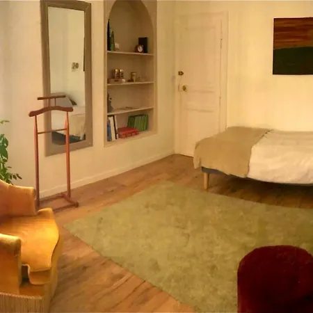 - Cherry Plum Bed & Breakfast *